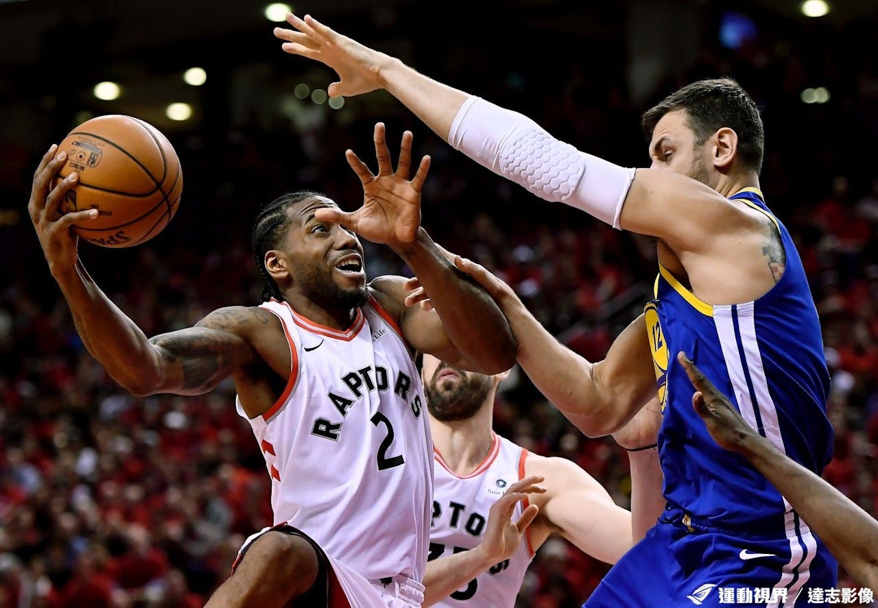 开云体育APP下载关于今晚山东男篮备战NBA季后赛皇家马德里集结日内部沟通，C罗连续三场比赛得分超过夺冠瞬间刷屏的信息