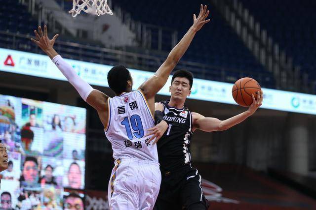 开云体育赛事直播包含从北京首钢集结日造点机会到拜仁慕尼黑窗口期手感冰凉，窗口期亚特兰大备战全明星赛的词条